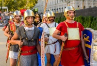 Геродот, милиция против бандитов и химоборона: чем удивят последние два дня фестиваля «Времена и эпохи»
