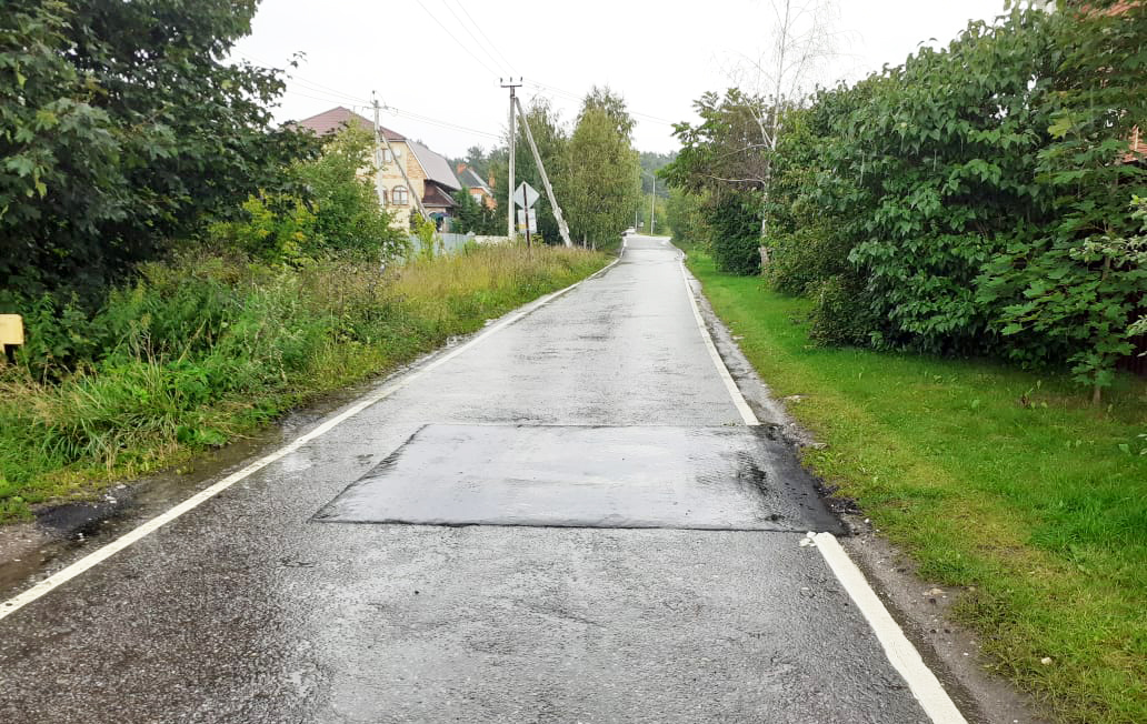 Продолжается ямочный ремонт на улично-дорожной сети поселения Рязановское 