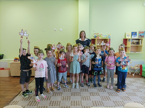 Представители молодежного парламента поселения Рязановское посетили детский сад «Умка»
