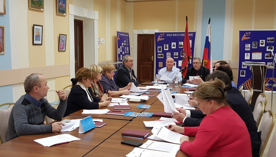 Депутаты формируют бюджет поселения на 2017 год