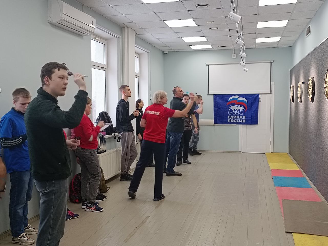 27 января в спортивном клубе «Десна», совместно с партией «Единая Россия» были проведены соревнования