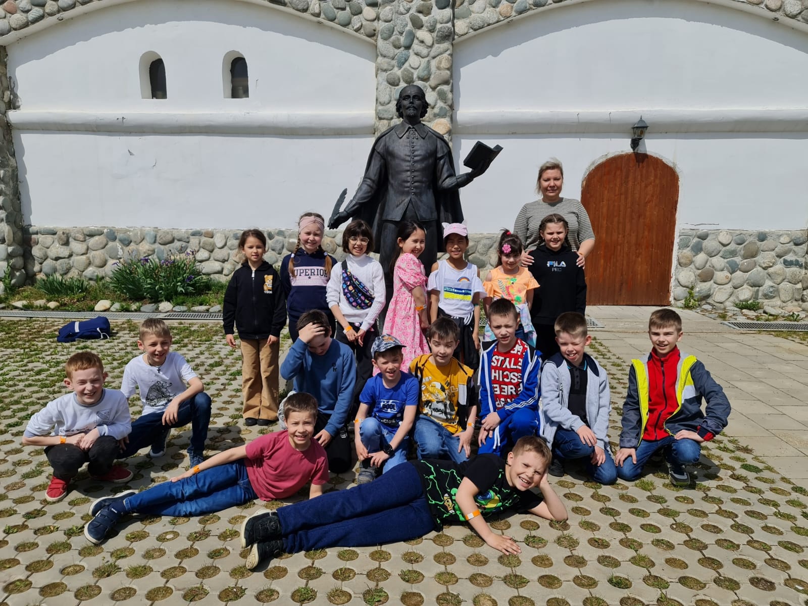 Ученики школы №203 посетили Этномир» в Калужской области