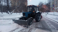 Коммунальные службы во время снегопада работают в усиленном режиме