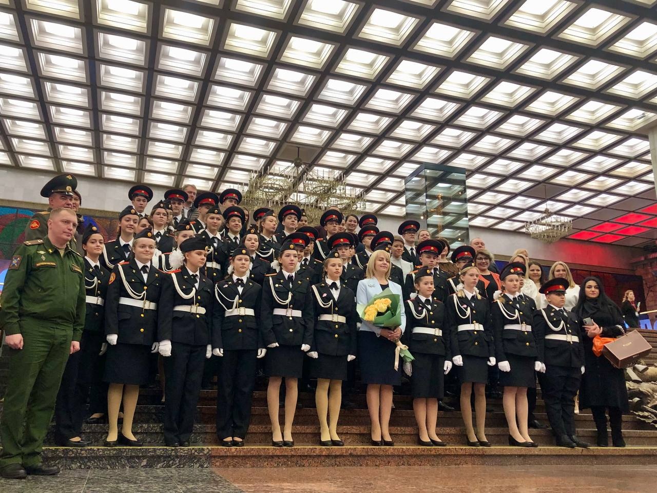 Учеников школы №2083 торжественно посвятили в кадеты