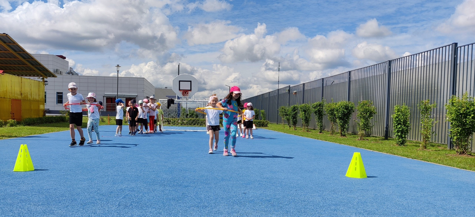 Подвижные каникулы: в школе №2083 организовали спортивные мероприятия для детей