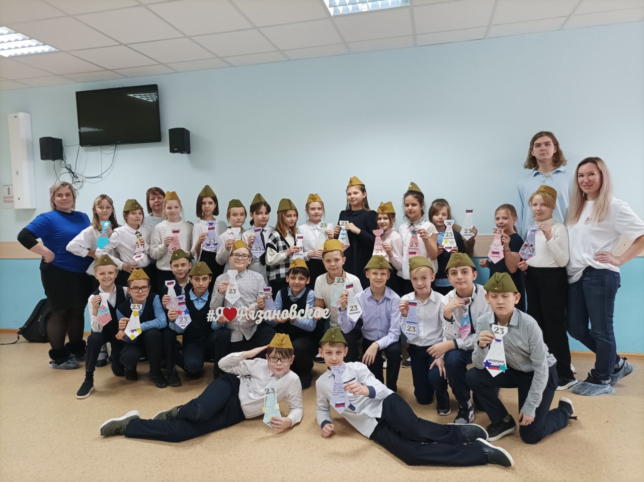 Творческий мастер-класс провели для учеников школы №2083 в Рязановском