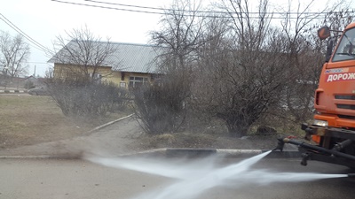 Дорожные организации продолжают уборку дорог в поселении Рязановское