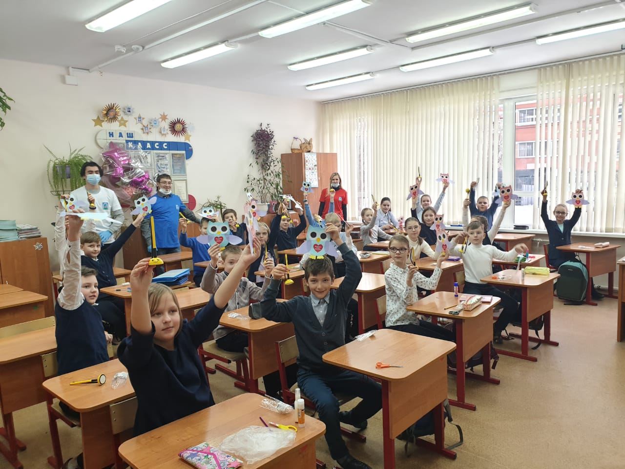 Молодежная палата поселения Рязановское провела веселый мастер-класс для школьников