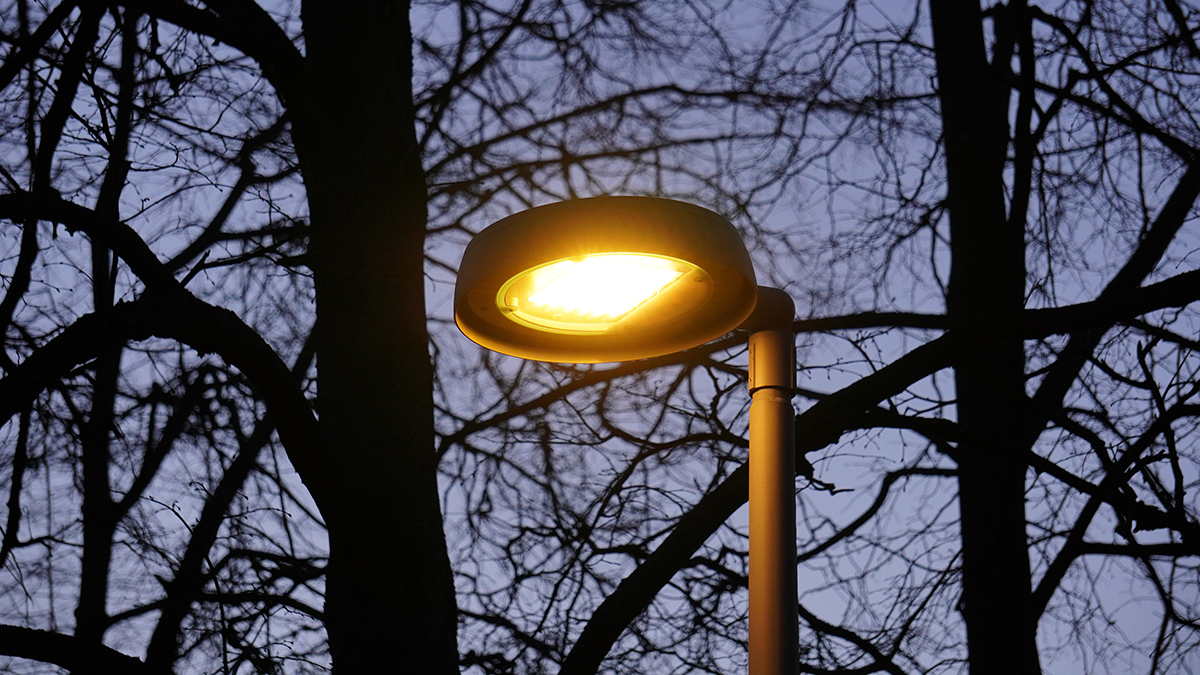 Порядка 53 тысяч «умных» фонарей установили в Москве в прошлом году