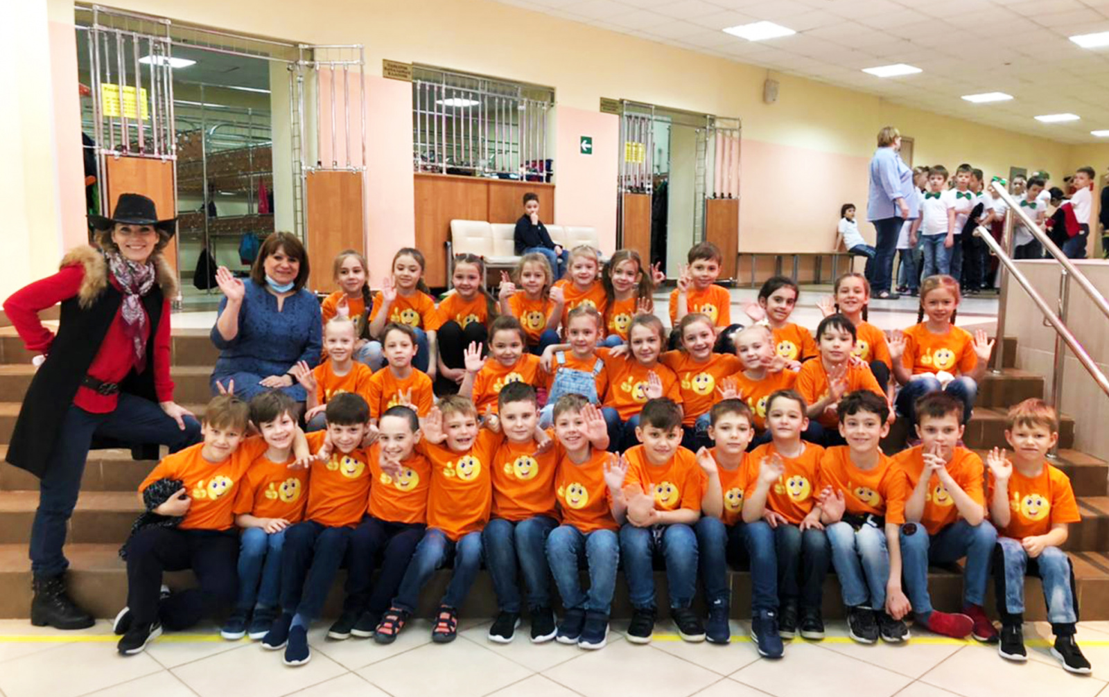 Рязановские школьники поучаствовали в Дне позитива