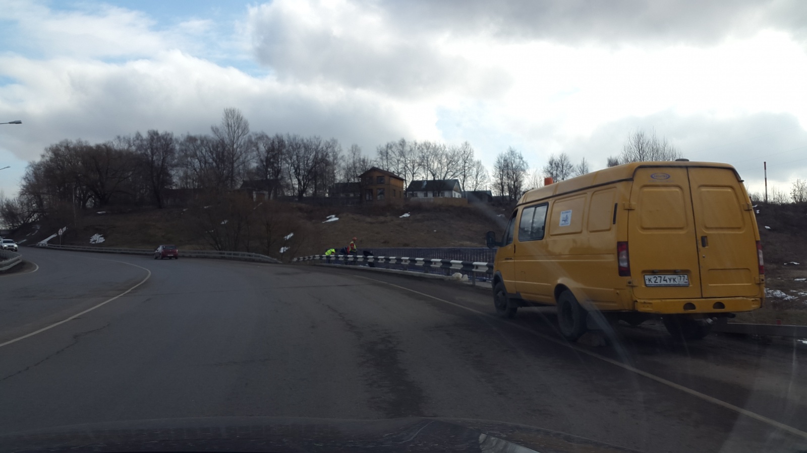 Мостовые сооружения в Рязановском приводят в порядок