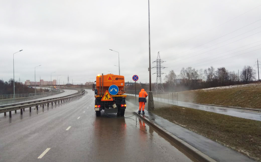 Работы по приведению в порядок объектов улично-дорожной сети проходят в поселении Рязановское