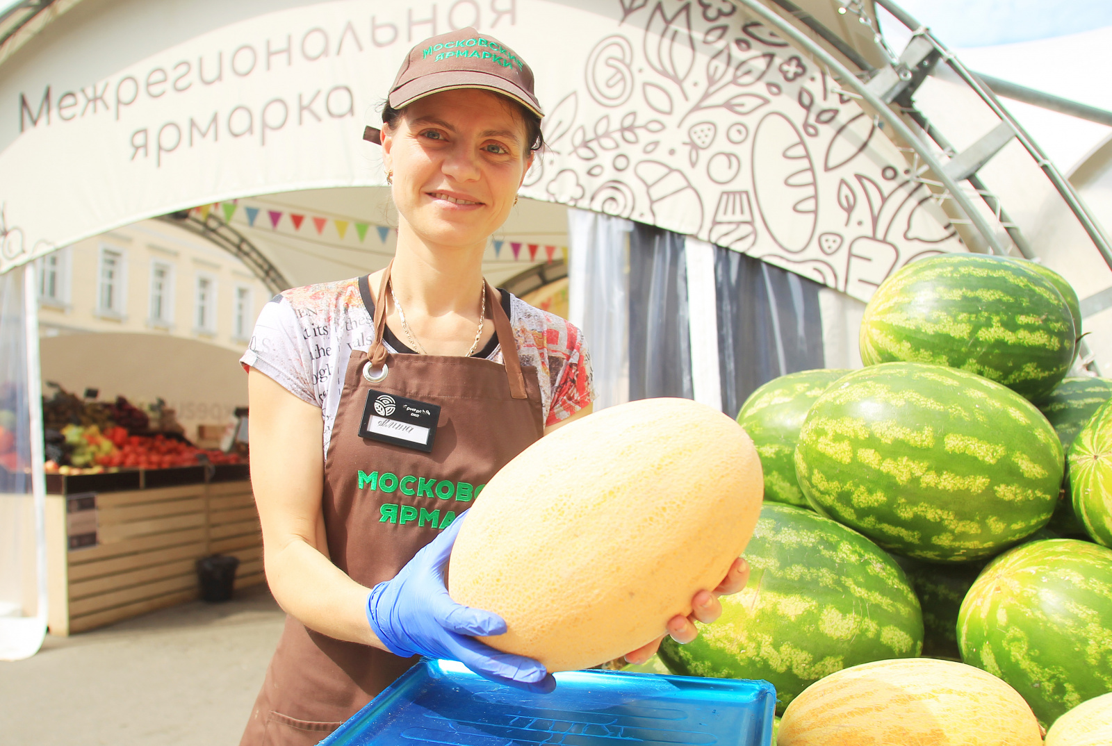 Продажа арбузов и дынь стартовала в Москве