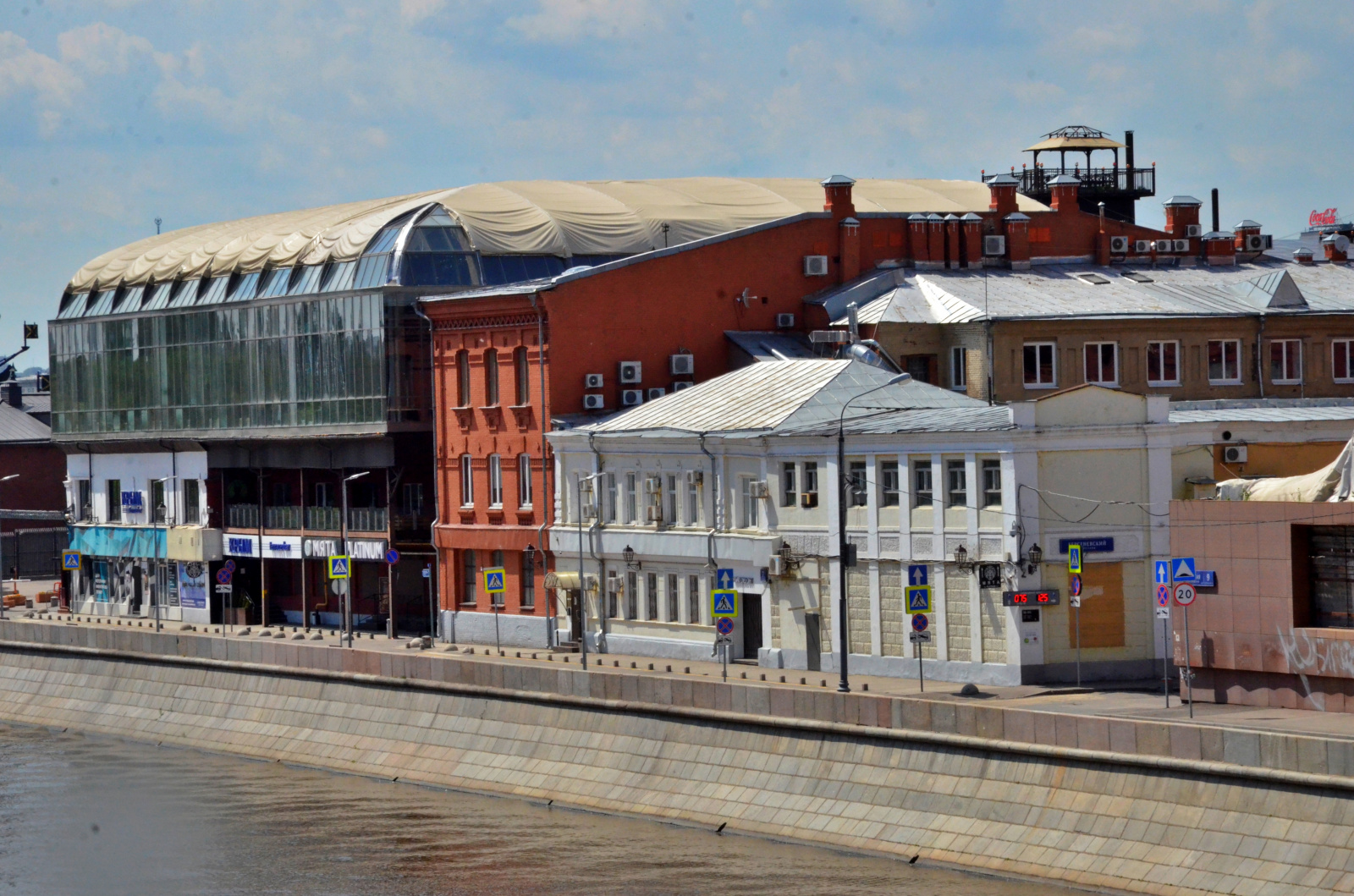 Лучшей программой венчурного финансирования стала StartHub.Moscow